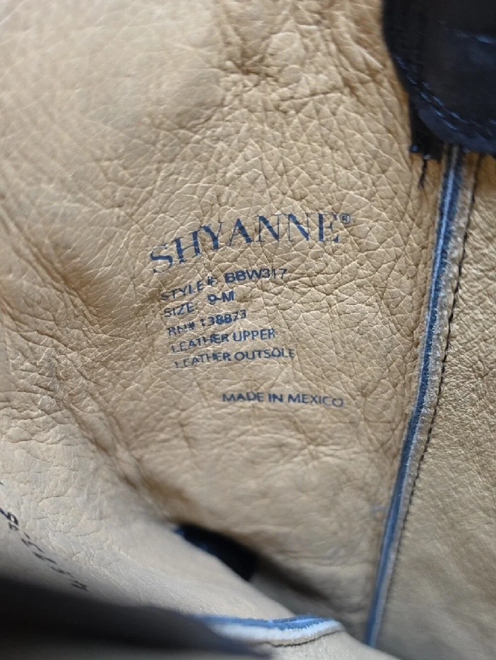 Shyanne Women's High Desert Western Boots - Snip Toe Size 9
